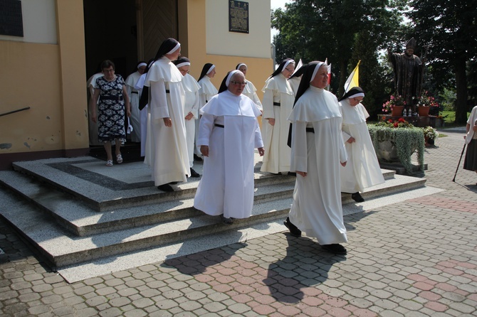 Śluby wieczyste sióstr dominikanek