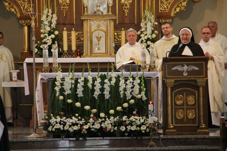 Śluby wieczyste sióstr dominikanek