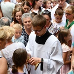 Wprowadzenie relikwii świętych dzieci fatimskich do sądeckiej fary