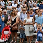 Wprowadzenie relikwii świętych dzieci fatimskich do sądeckiej fary