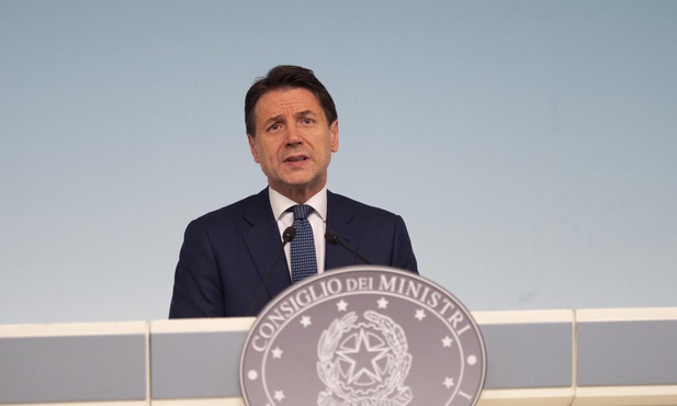 Włoski parlament przerwie wakacje w związku z kryzysem w koalicji