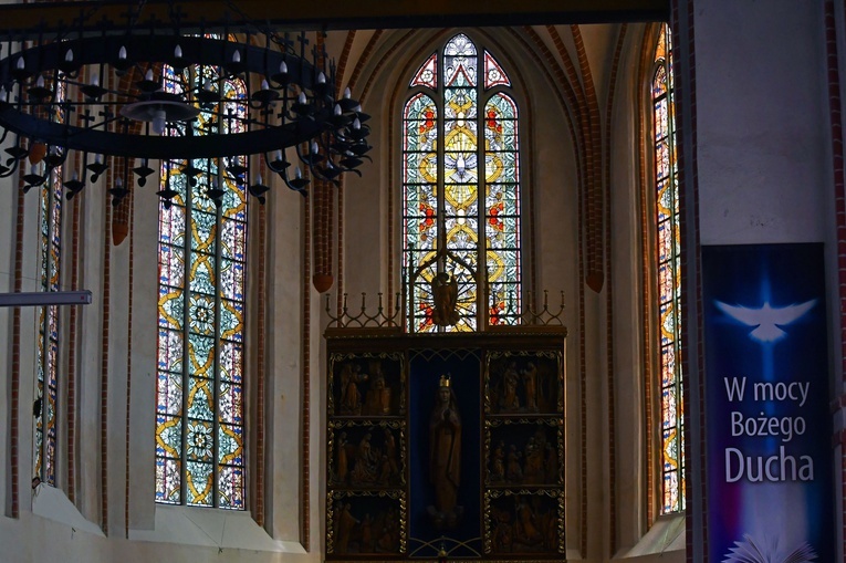 Kościół Mariacki w Sławnie po remoncie