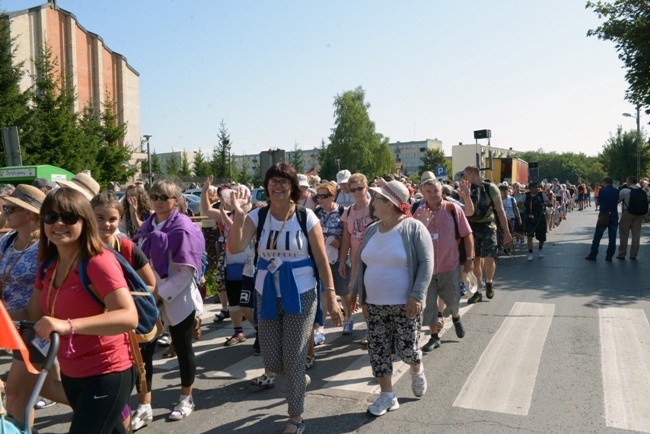 Kolumna z Opoczna na radomskiej pielgrzymce