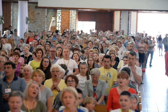 Kolumna z Opoczna na radomskiej pielgrzymce