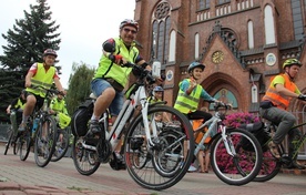 Każdego dnia rowerzyści pokonają 50-70 km.