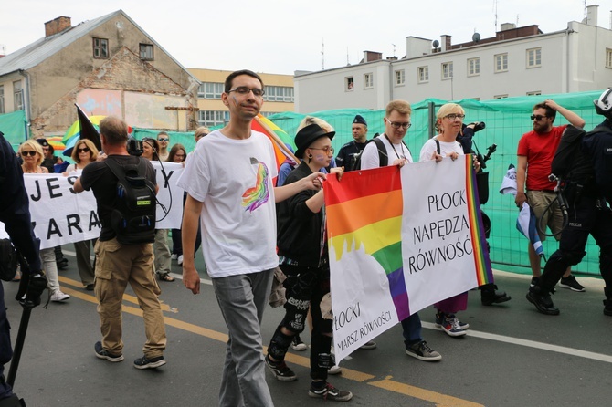 Wokół marszu równości w Płocku