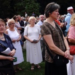 Modlitwa w intencji abp. Marka Jędraszewskiego pod oknem papieskim 