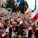 Modlitwa w intencji abp. Marka Jędraszewskiego pod oknem papieskim 