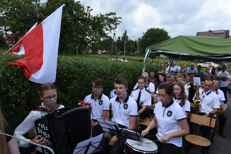 Pamięci zamordowanych przez Niemców w Porąbce