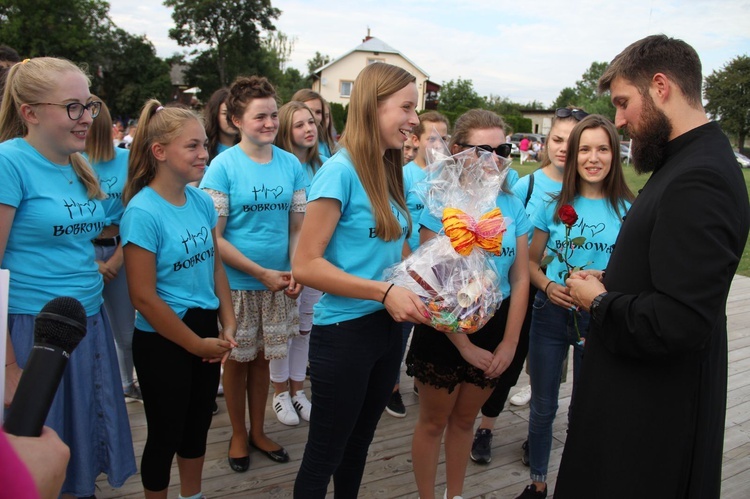 Dekanalne spotkanie młodzieży w Bobrowej