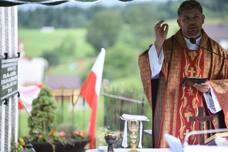 Pamięci zamordowanych przez Niemców w Porąbce