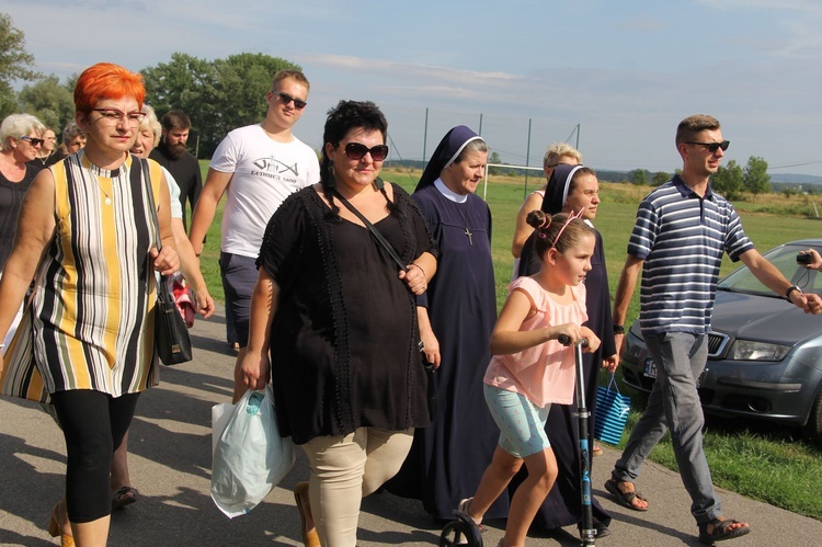 Dekanalne spotkanie młodzieży w Bobrowej