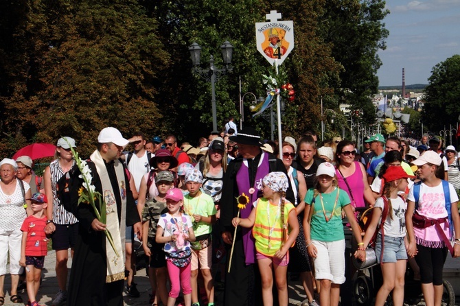 Wejście 39. Pieszej Pielgrzymki Krakowskiej na Jasną Górę