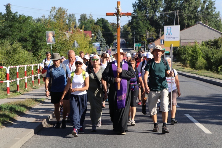 Gdańska grupa biało-żółta na górce przeprośnej