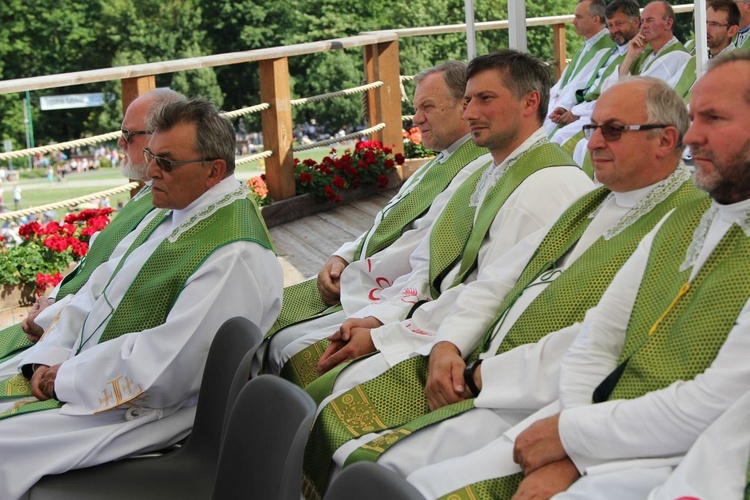 Oczekiwanie na pieszych pielgrzymów jasnogórskich i Msza święta - 2019