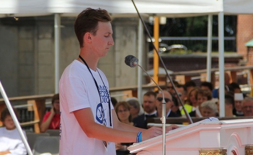 Oczekiwanie na pieszych pielgrzymów jasnogórskich i Msza święta - 2019