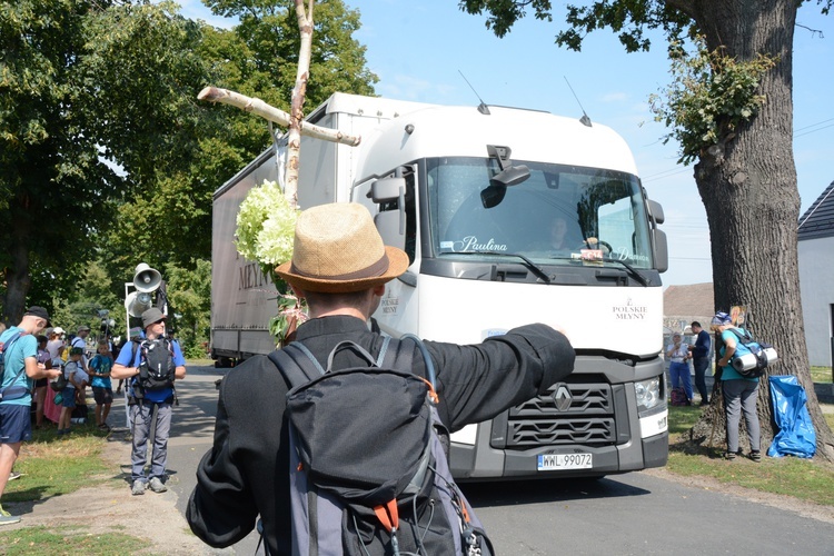 Pielgrzymkowy postój w Suchym Borze