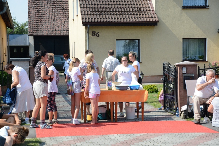Pielgrzymkowy postój w Suchym Borze