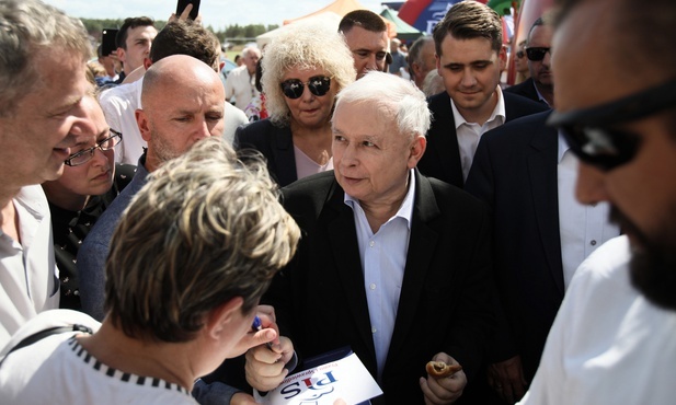 Rz: Loty interesujące, ale nieszkodzące
