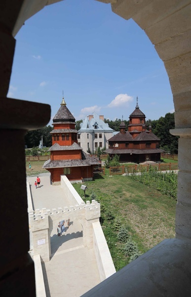 Zarwanica narodowe sanktuarium na Ukrainie.