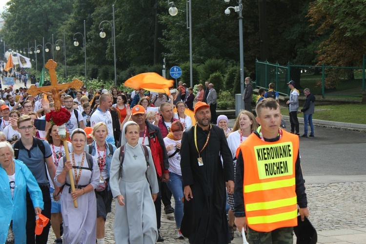 Wejście Pieszej Pielgrzymki na Jasną Górę