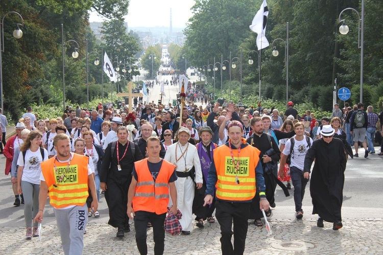 Wejście Pieszej Pielgrzymki na Jasną Górę