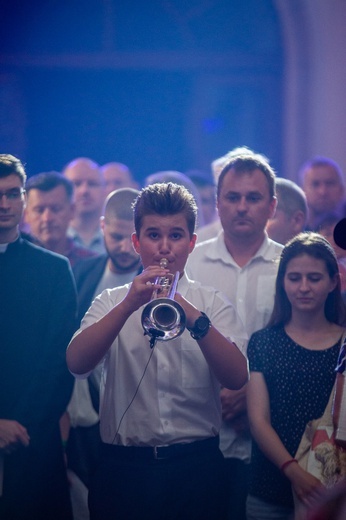 Widowisko nt. I powstania śląskiego w katedrze w Katowicach