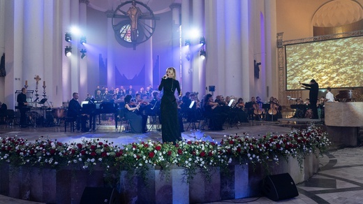 Widowisko nt. I powstania śląskiego w katedrze w Katowicach