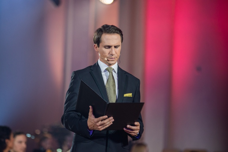 Widowisko nt. I powstania śląskiego w katedrze w Katowicach