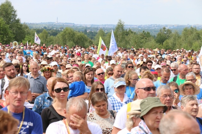 Pielgrzymi na Przeprośnej Górce