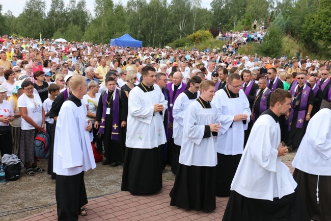 Pielgrzymi na Przeprośnej Górce