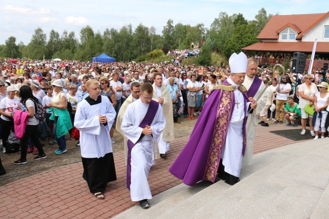 Pielgrzymi na Przeprośnej Górce