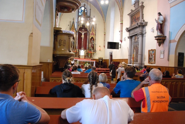 Szli i doszli przed Jej oblicze