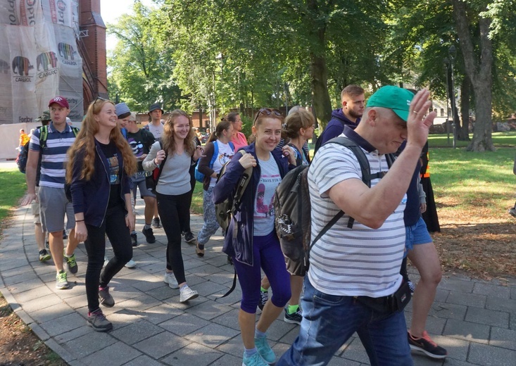 Gliwicka Piesza Pielgrzymka na Jasną Górę - rozpoczęcie w katedrze