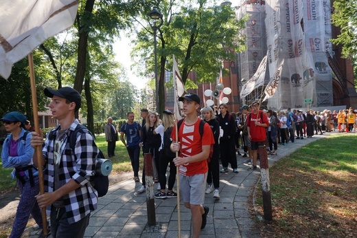 Gliwicka Piesza Pielgrzymka na Jasną Górę - rozpoczęcie w katedrze