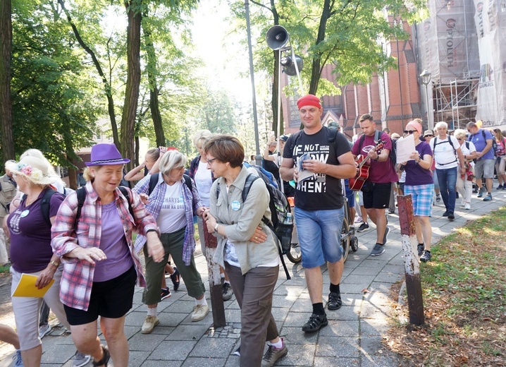 Gliwicka Piesza Pielgrzymka na Jasną Górę - rozpoczęcie w katedrze