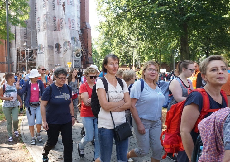 Gliwicka Piesza Pielgrzymka na Jasną Górę - rozpoczęcie w katedrze