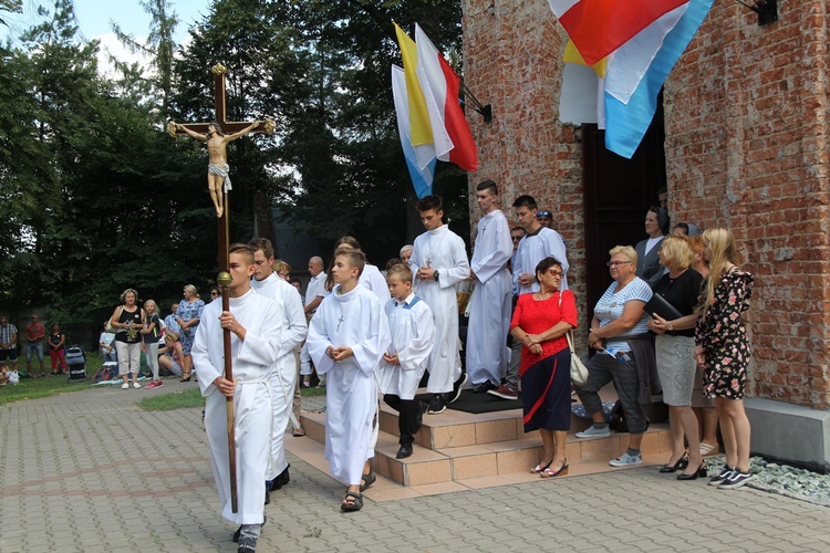 15 sierpnia w Ligocie Książęcej z pielgrzymami z Namysłowa i okolic