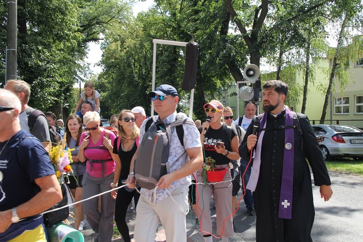 15 sierpnia w Ligocie Książęcej z pielgrzymami z Namysłowa i okolic