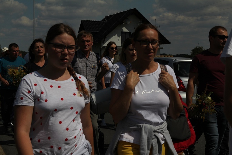 15 sierpnia w Ligocie Książęcej z pielgrzymami z Namysłowa i okolic