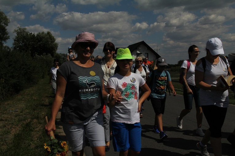 15 sierpnia w Ligocie Książęcej z pielgrzymami z Namysłowa i okolic