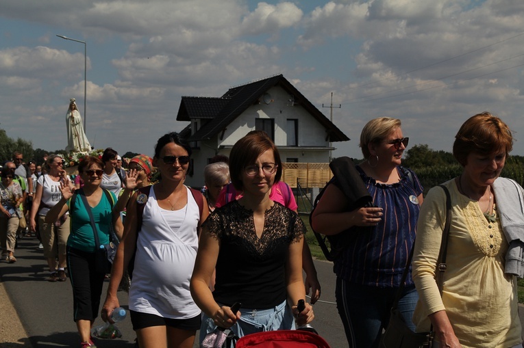 15 sierpnia w Ligocie Książęcej z pielgrzymami z Namysłowa i okolic