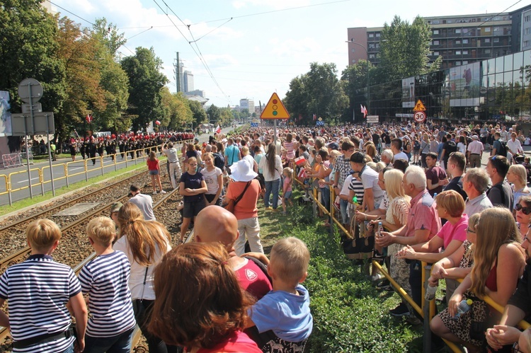 Defilada "Wierni Polsce" w Katowicach