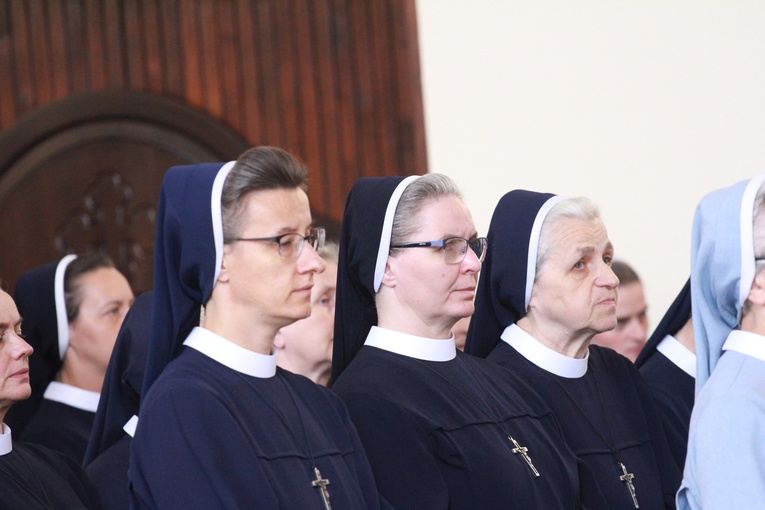 Śluby wieczyste 4 służebniczek w Dębicy