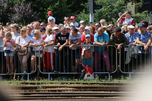 Katowice. Defilada "Wierni Polsce"