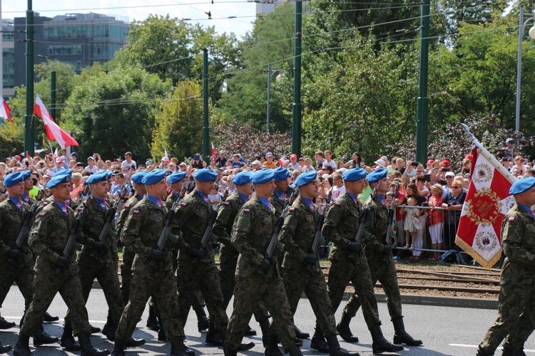 Katowice. Defilada "Wierni Polsce"