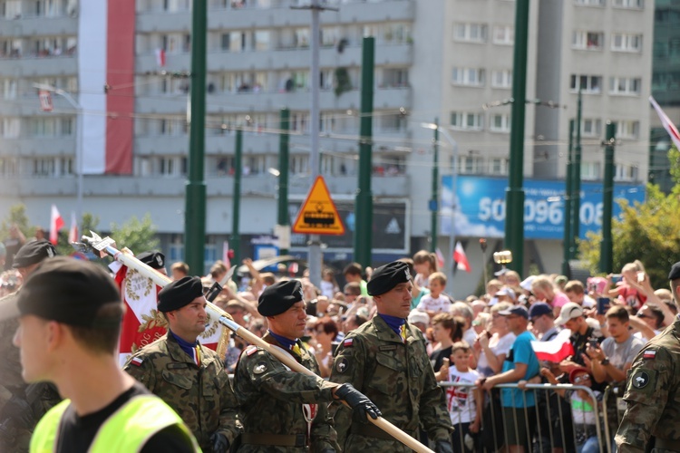 Katowice. Defilada "Wierni Polsce"