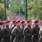 Katowice. Defilada "Wierni Polsce"