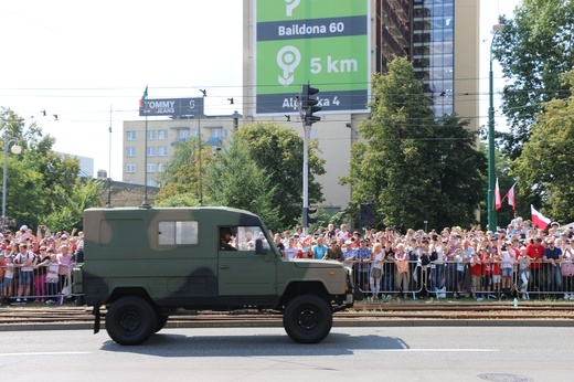 Katowice. Defilada "Wierni Polsce"