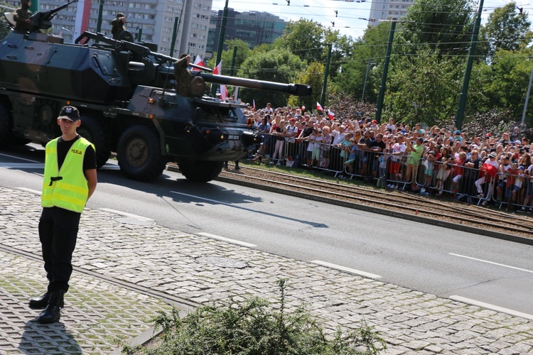 Katowice. Defilada "Wierni Polsce"